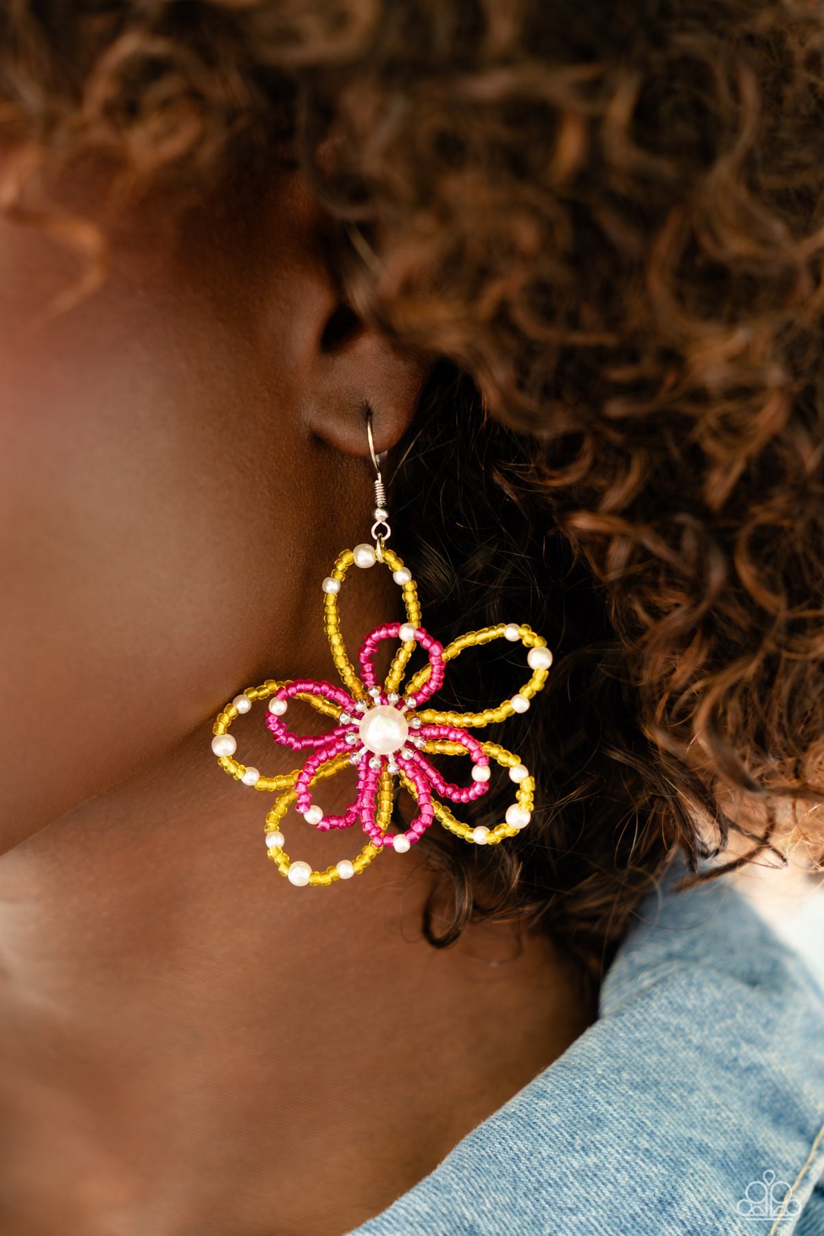 Paparazzi Earrings - Paparazzi Sensational Seeds Red Daisy Earrings | CarasShop