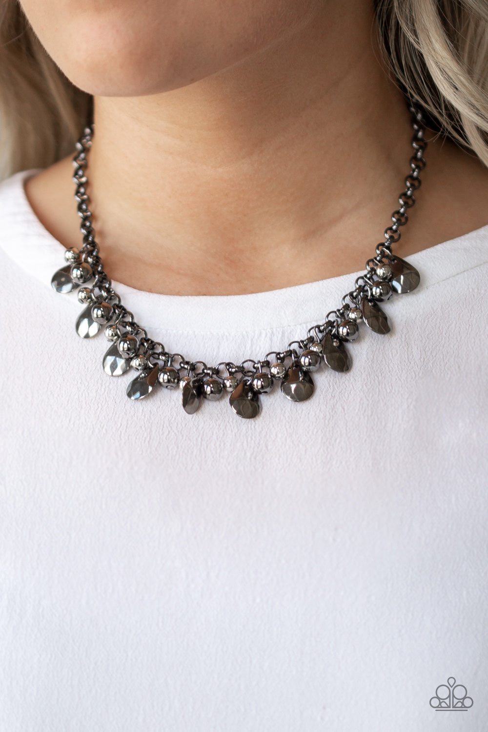Black shop gunmetal necklace