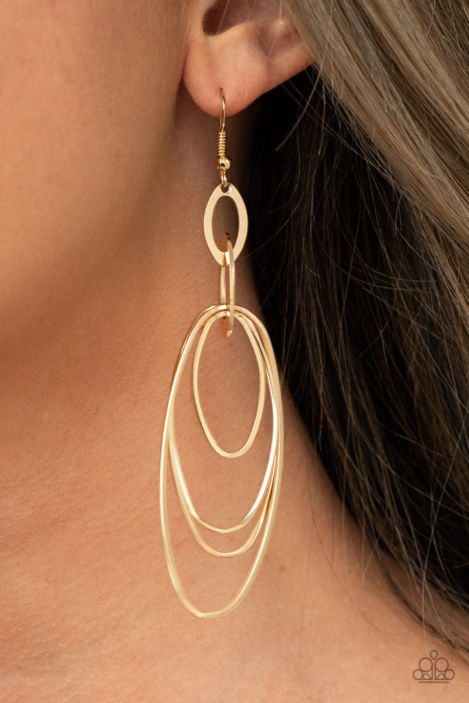 OVAL The Moon - Gold Earrings - Paparazzi