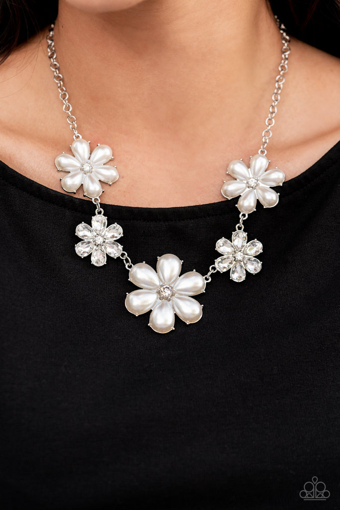 Fiercely Flowering - White Flower Necklace - Life Of The Party December 2021 - Paparazzi